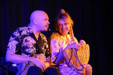 „Ławeczka” – historia dwóch samotnych serc na scenie OKSiAL